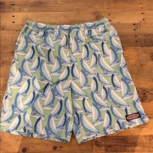 Vineyard Vines men’s swim trunks shorts